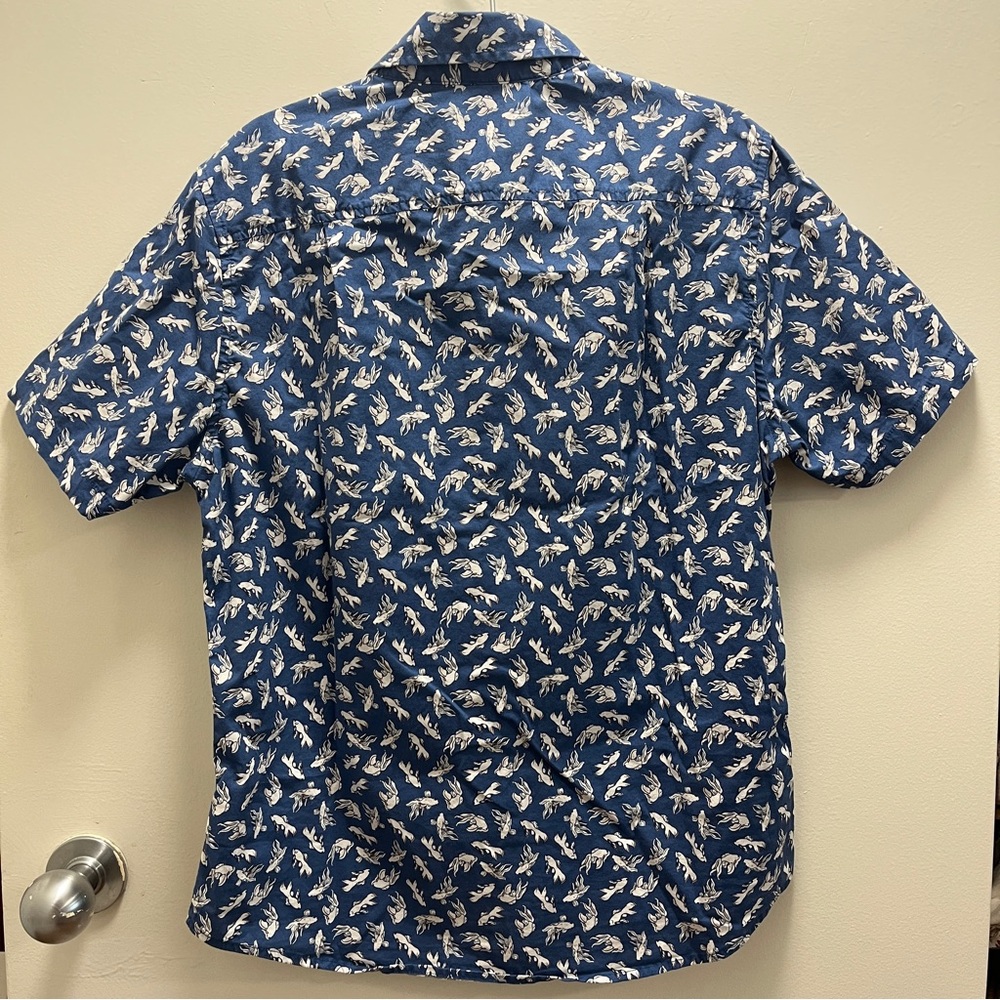 Goodfellow Koi Fish Pattern Shirt Euc - image 5